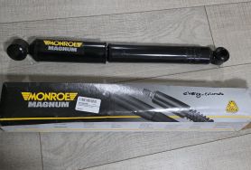 Mnroe OESpectrum 37351 Suspension Shock Absorber for Chevrolet Colorado