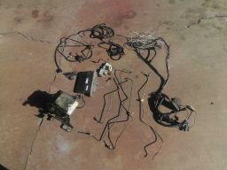 95 Dodge Ram 1500 complete ABS System with the wiring harness's, brake lines and distribution block.