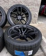 SRT Hellcat wheels