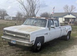 1981 Chevrolet custom deluxe 30